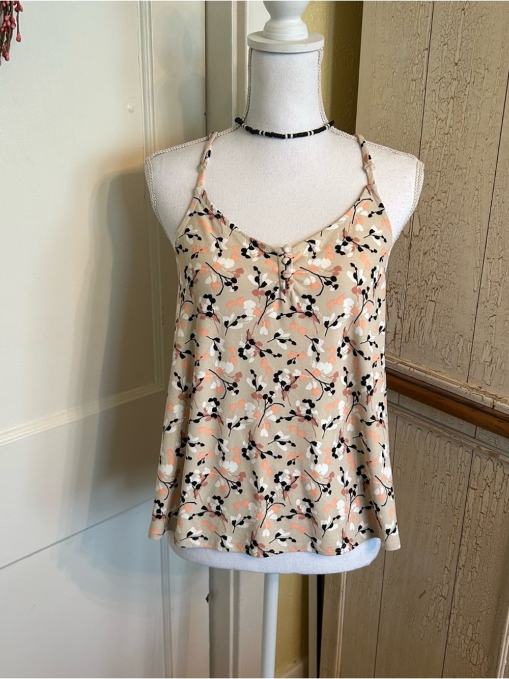 Daytrip Beige Floral Spaghetti Strap Camisole.